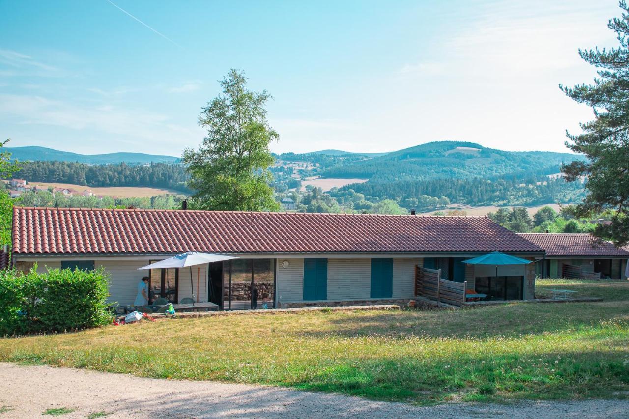 Village de gîtes de la Forêt de Ganigal Le Malzieu-Ville Exterior foto